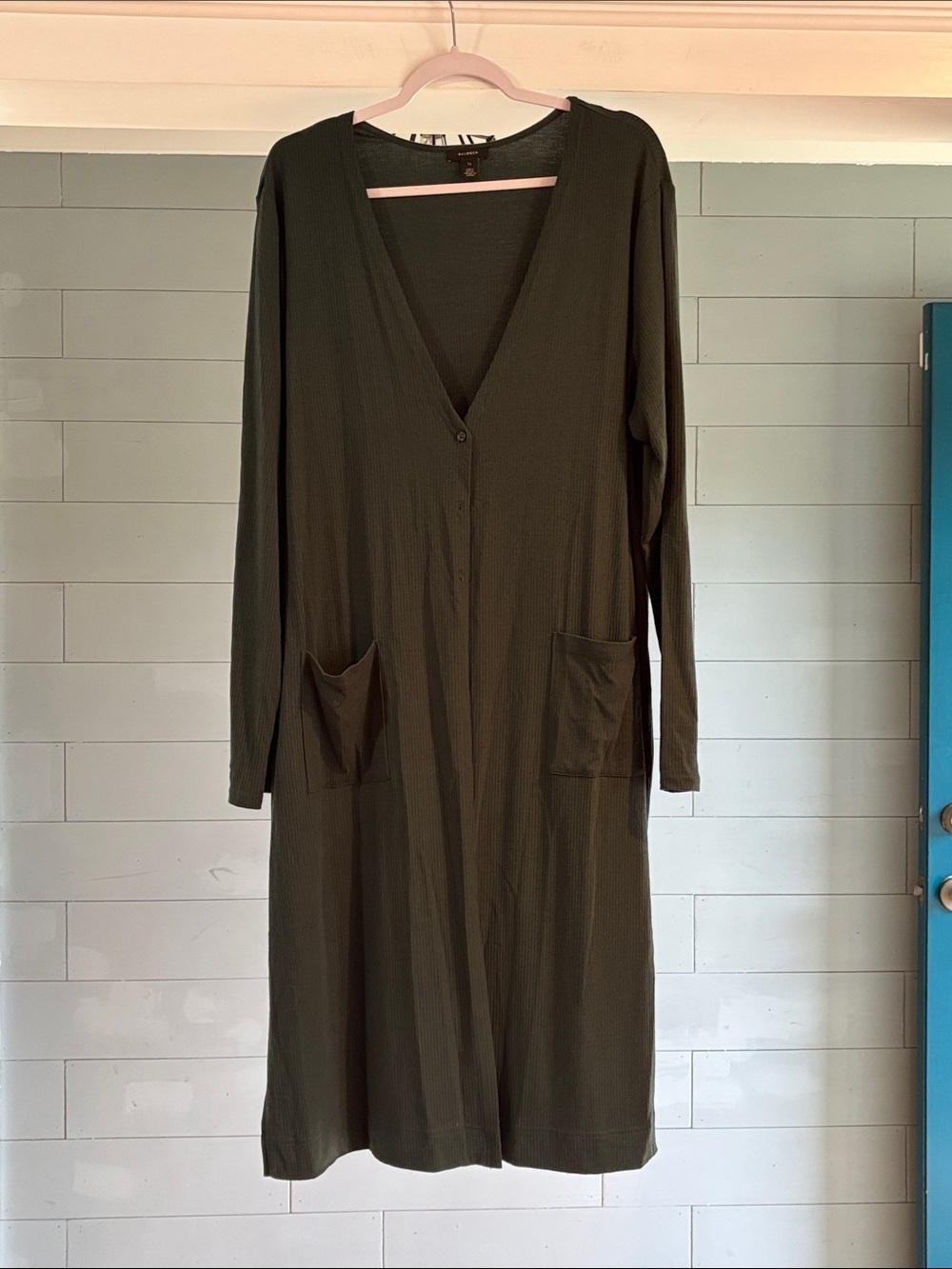 Long Sleeve V-Neck Hunter Green‎ Cardigan with Pockets